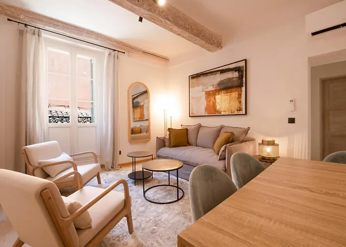 Pick A Flat's In Saint-tropez- Rue Victor Laugier